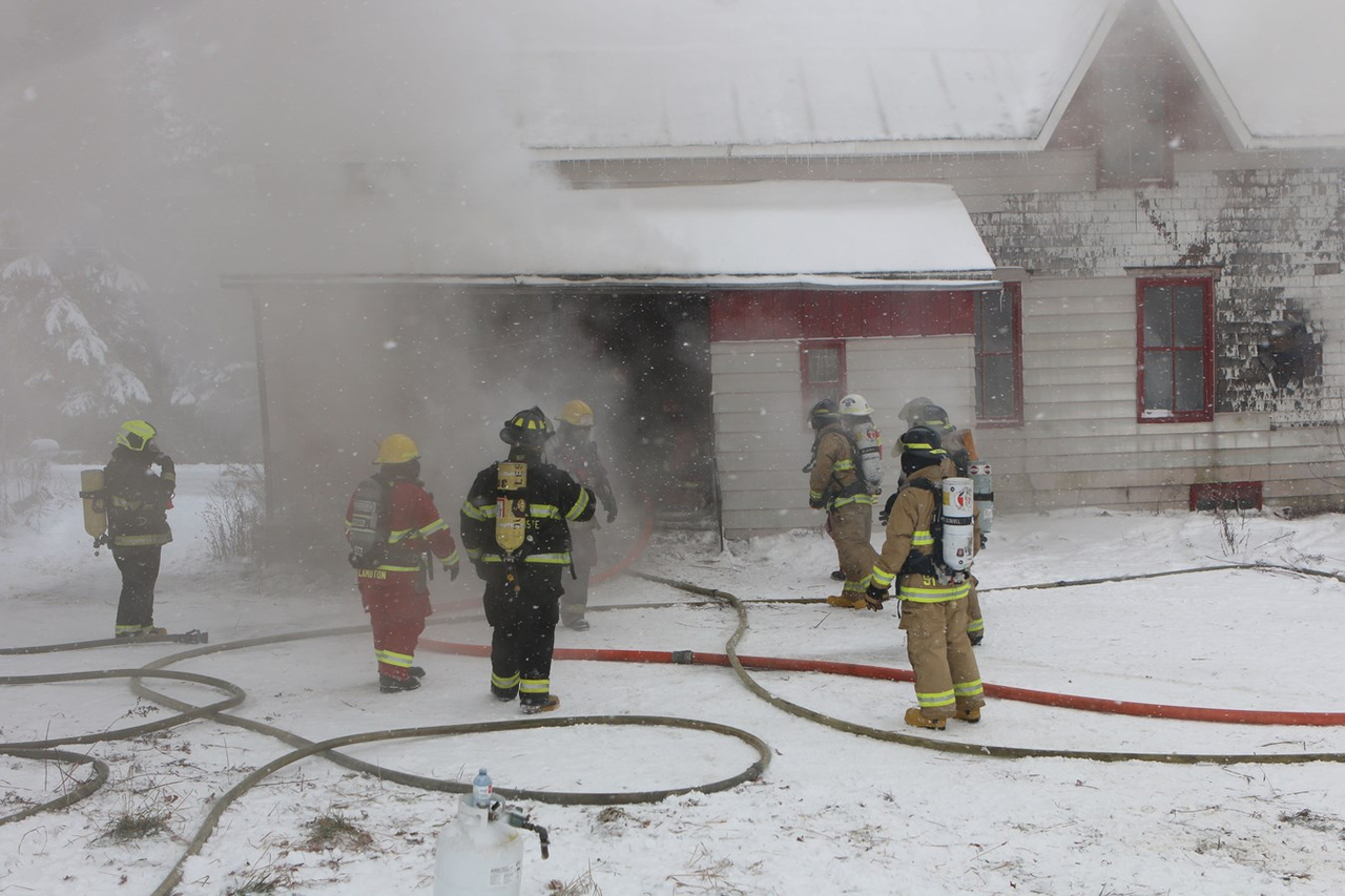 Un bon exercice de mise à feu pour les pompiers de Lambton
