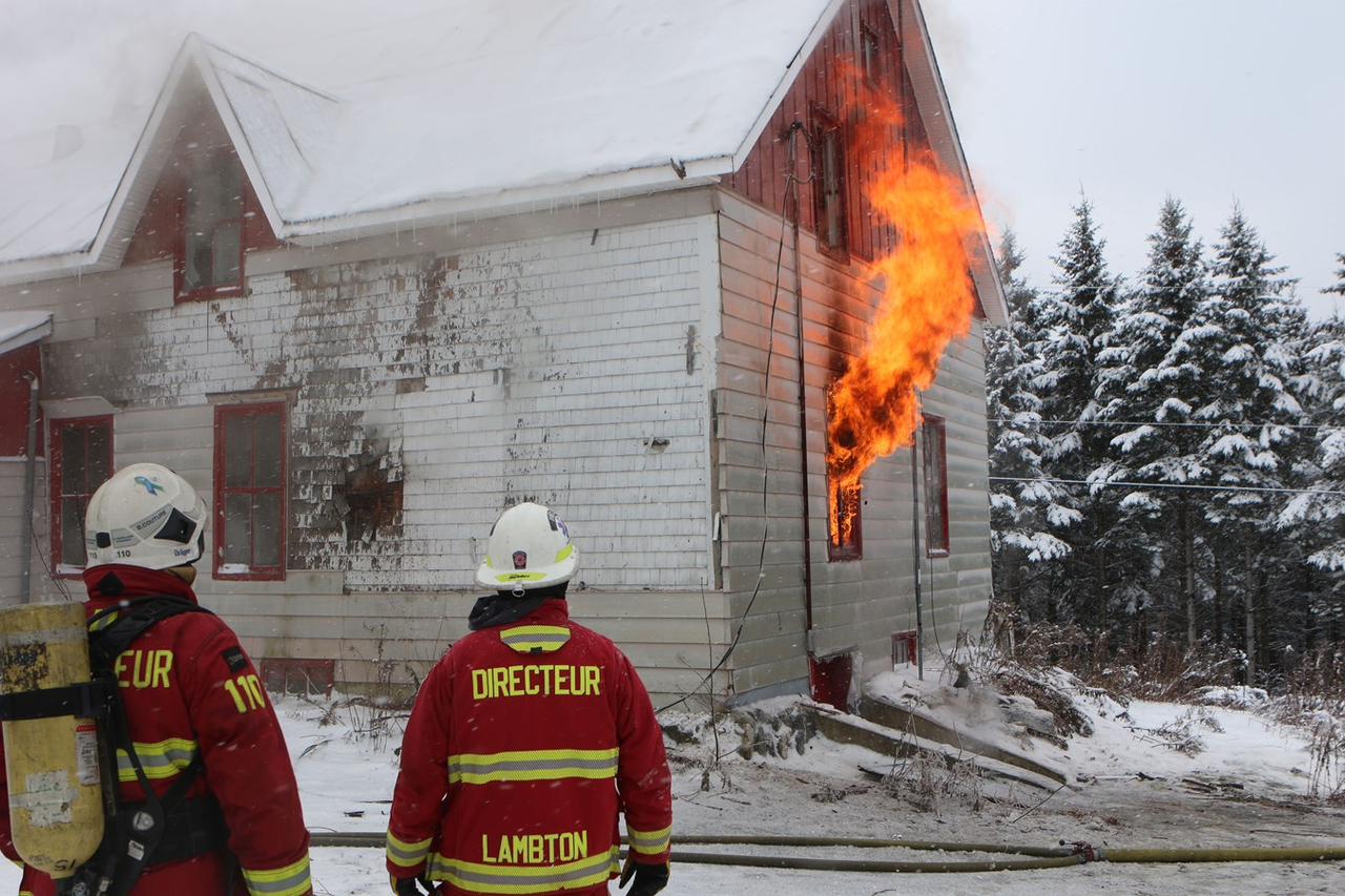 Un bon exercice de mise à feu pour les pompiers de Lambton