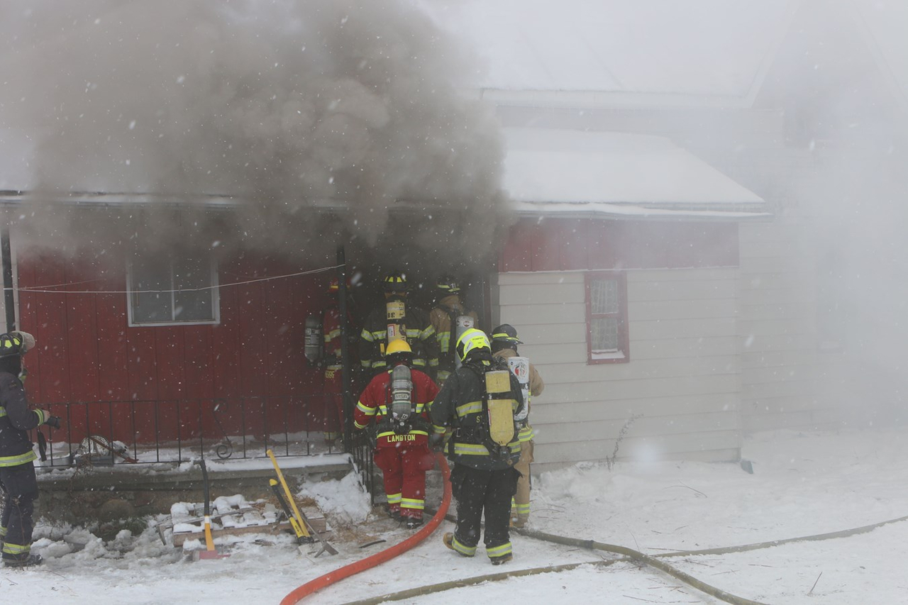Un bon exercice de mise à feu pour les pompiers de Lambton