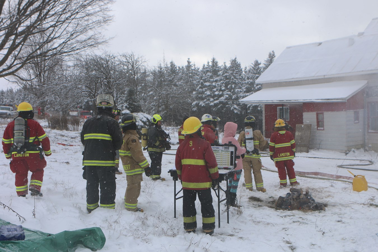Un bon exercice de mise à feu pour les pompiers de Lambton