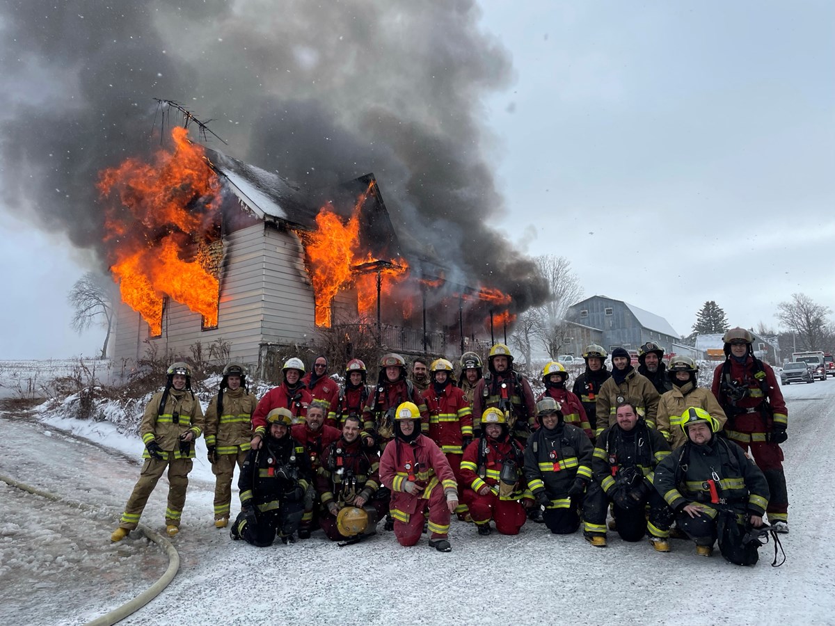 Un bon exercice de mise à feu pour les pompiers de Lambton