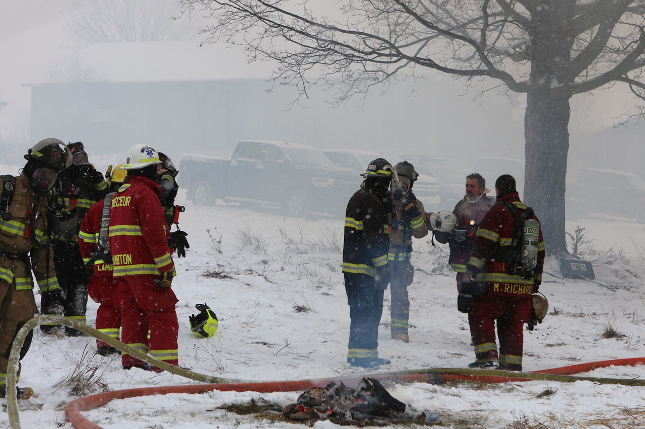 Un bon exercice de mise à feu pour les pompiers de Lambton
