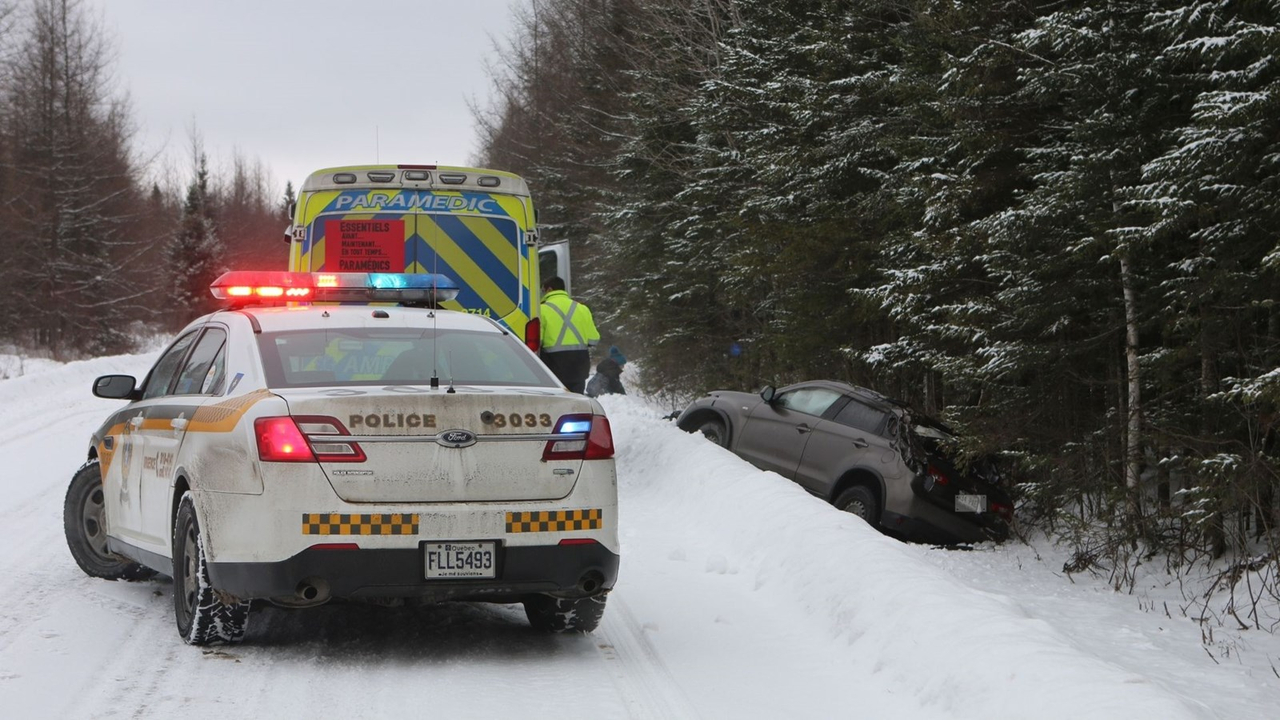 Sortie de route d'un véhicule à Saint-Joseph-de-Beauce