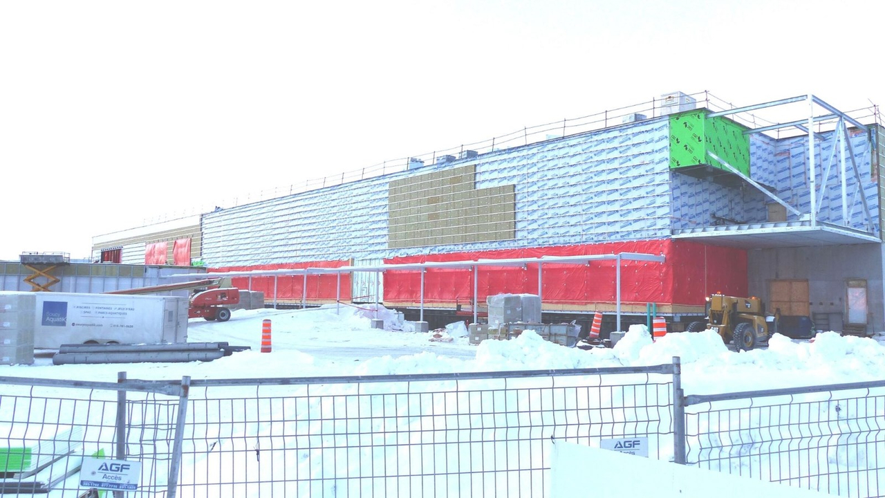 Complexe multisport à la Polyvalente de Saint-Georges.