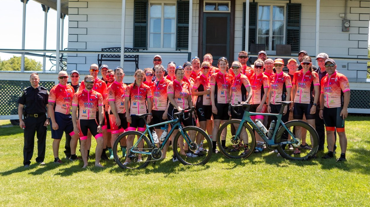 Un passage en Beauce du Tour cycliste des policiers de Laval