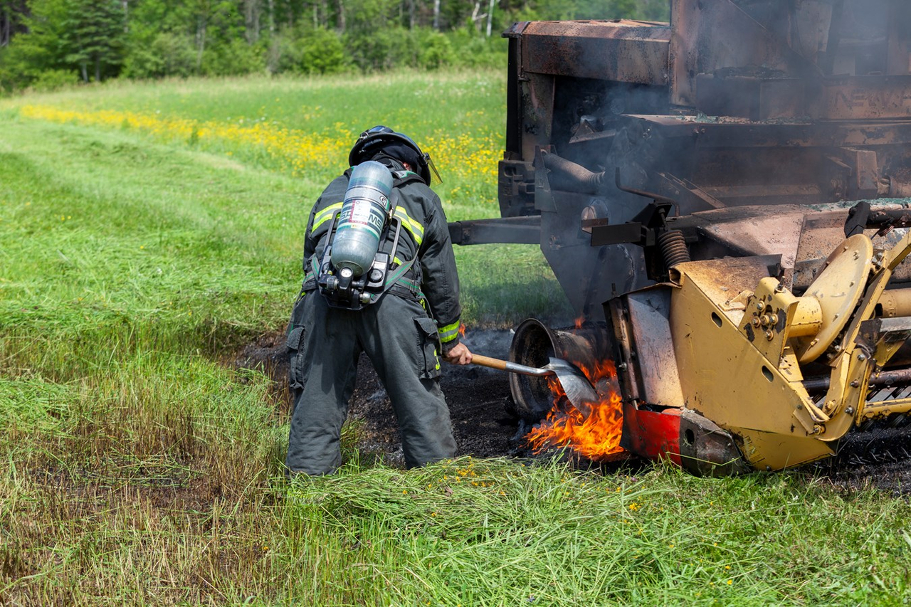 Feu de machine agricole à Saint-Georges