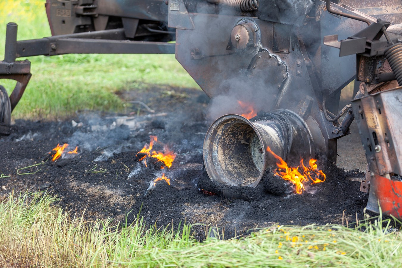 Feu de machine agricole à Saint-Georges