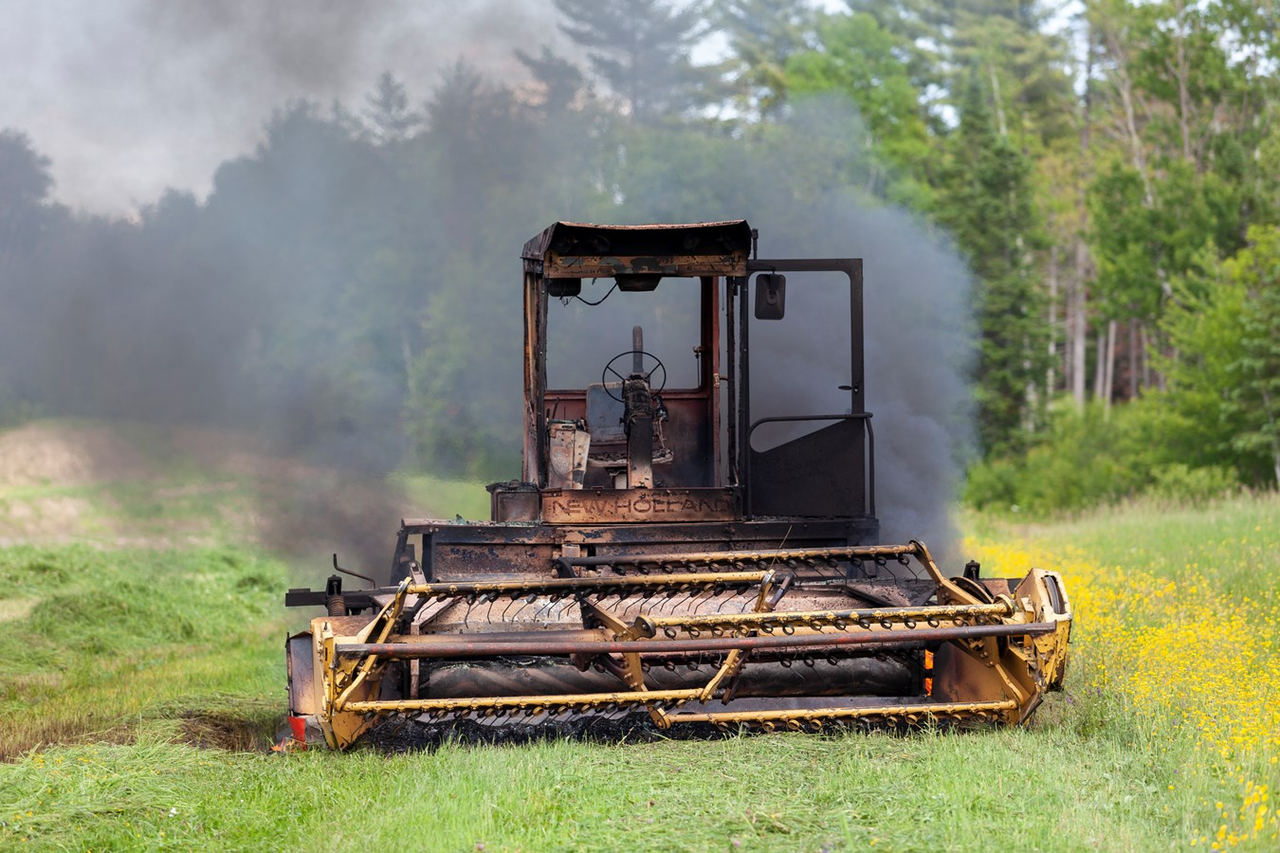 Feu de machine agricole à Saint-Georges