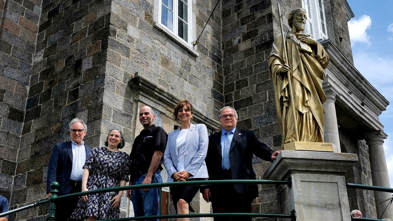 La ministre de la Culture et des Communications, Nathalie Roy, a annoncé un important soutien à la restauration de l'église de Saint-Joseph-de-Beauce.