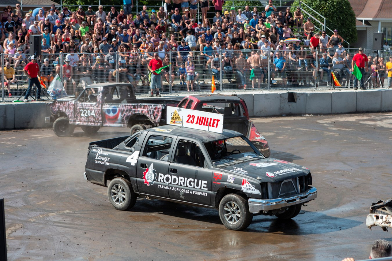 Une belle réussite pour le retour du Festi-Démol de Saint-Victor