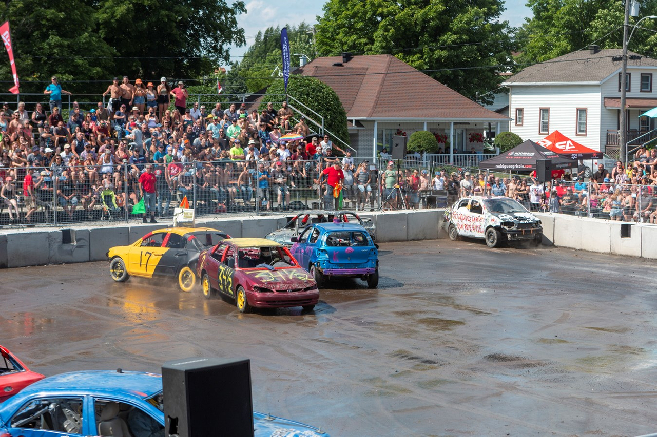 Une belle réussite pour le retour du Festi-Démol de Saint-Victor