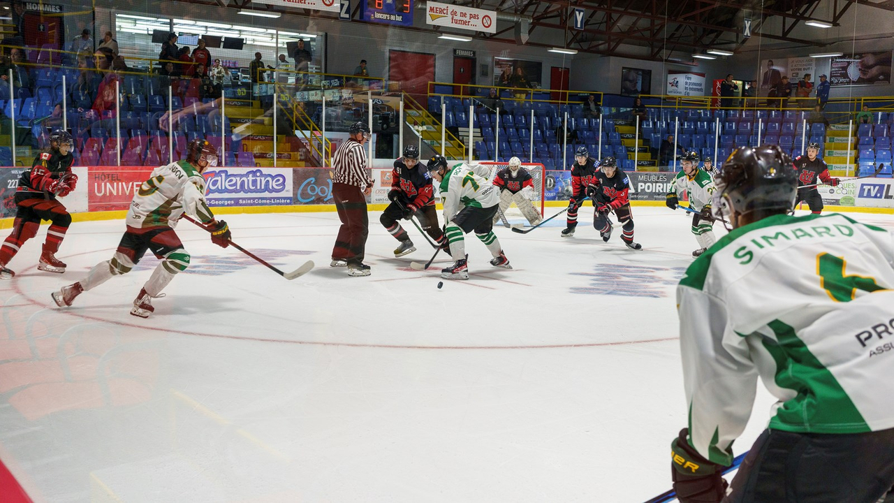 Hockey: les Condors étaient en feu pour l'ouverture de la saison