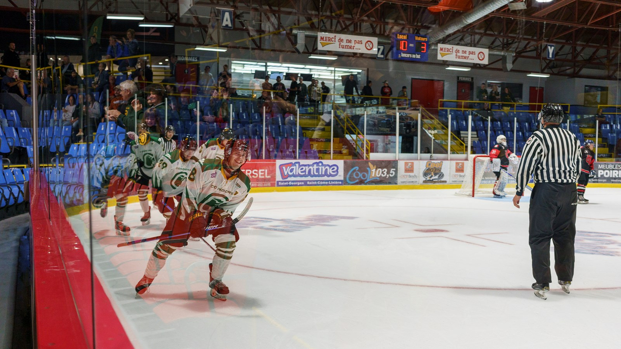 Hockey: les Condors étaient en feu pour l'ouverture de la saison