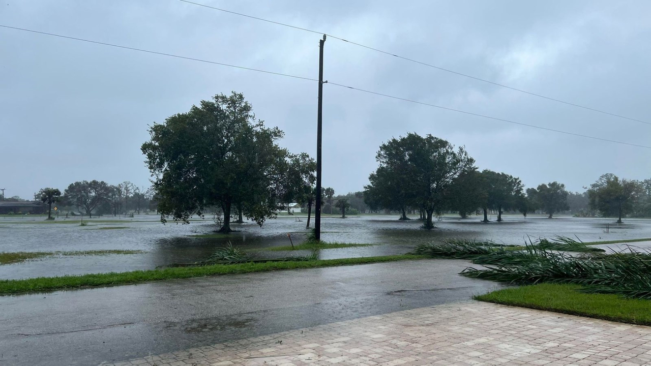 La famille Grenier en plein coeur de l'ouragan Ian