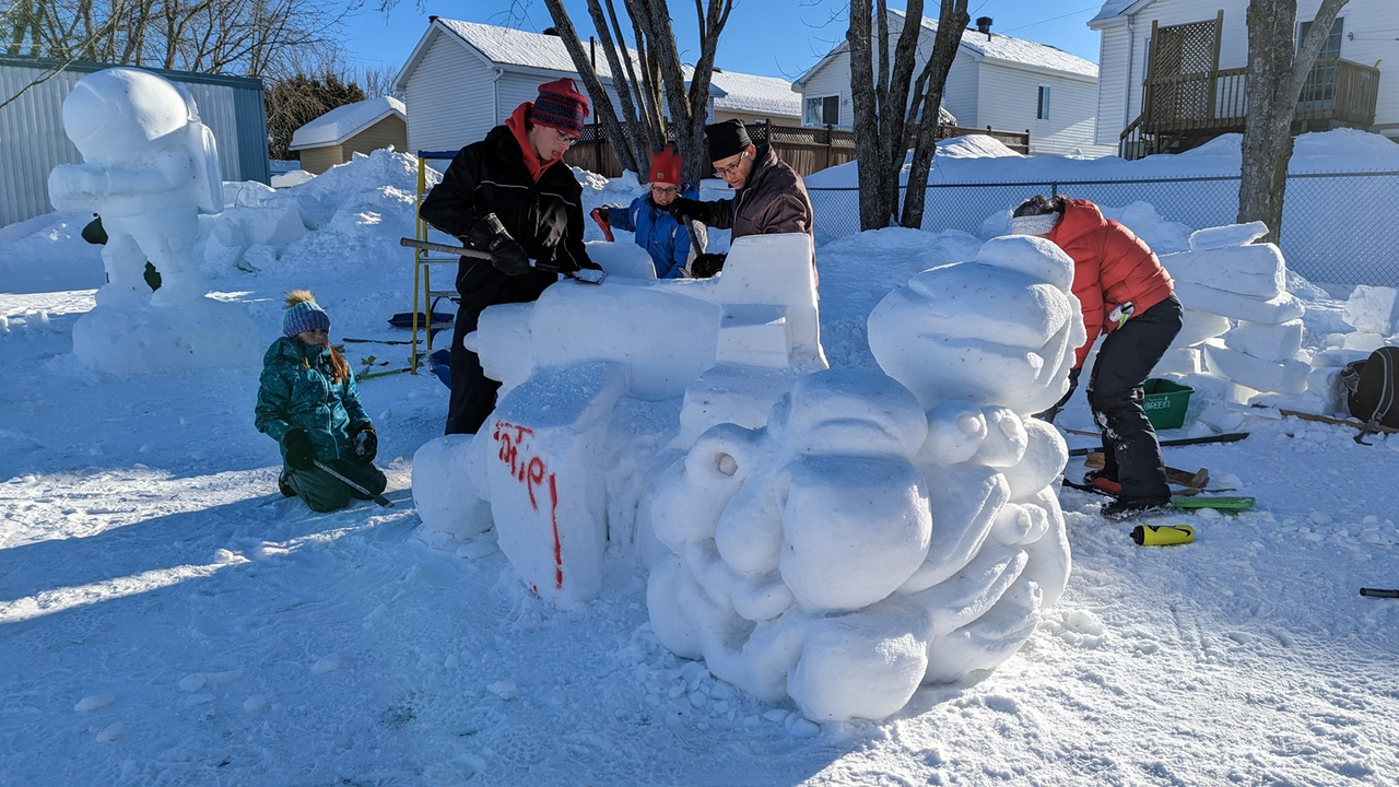 Retour en images sur le concours de sculpture sur neige