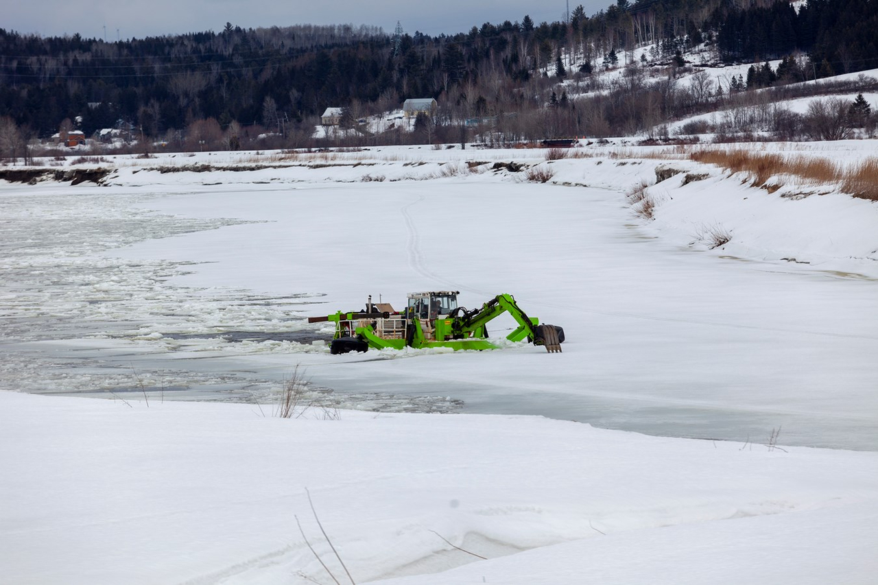 Beauceville: la pelle amphibie a parcouru 8,2 km