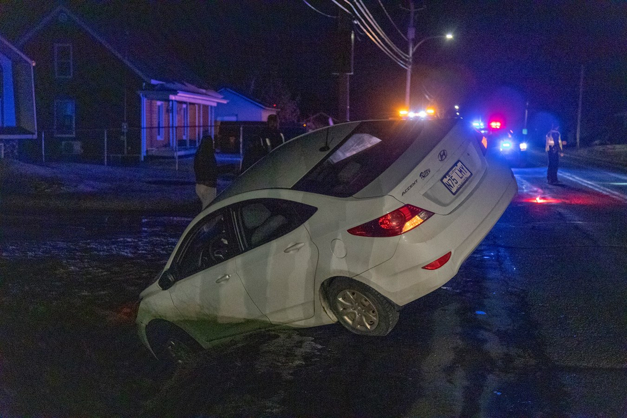Deux accidents sont survenus simultanément sur la 127e rue à Saint-Georges