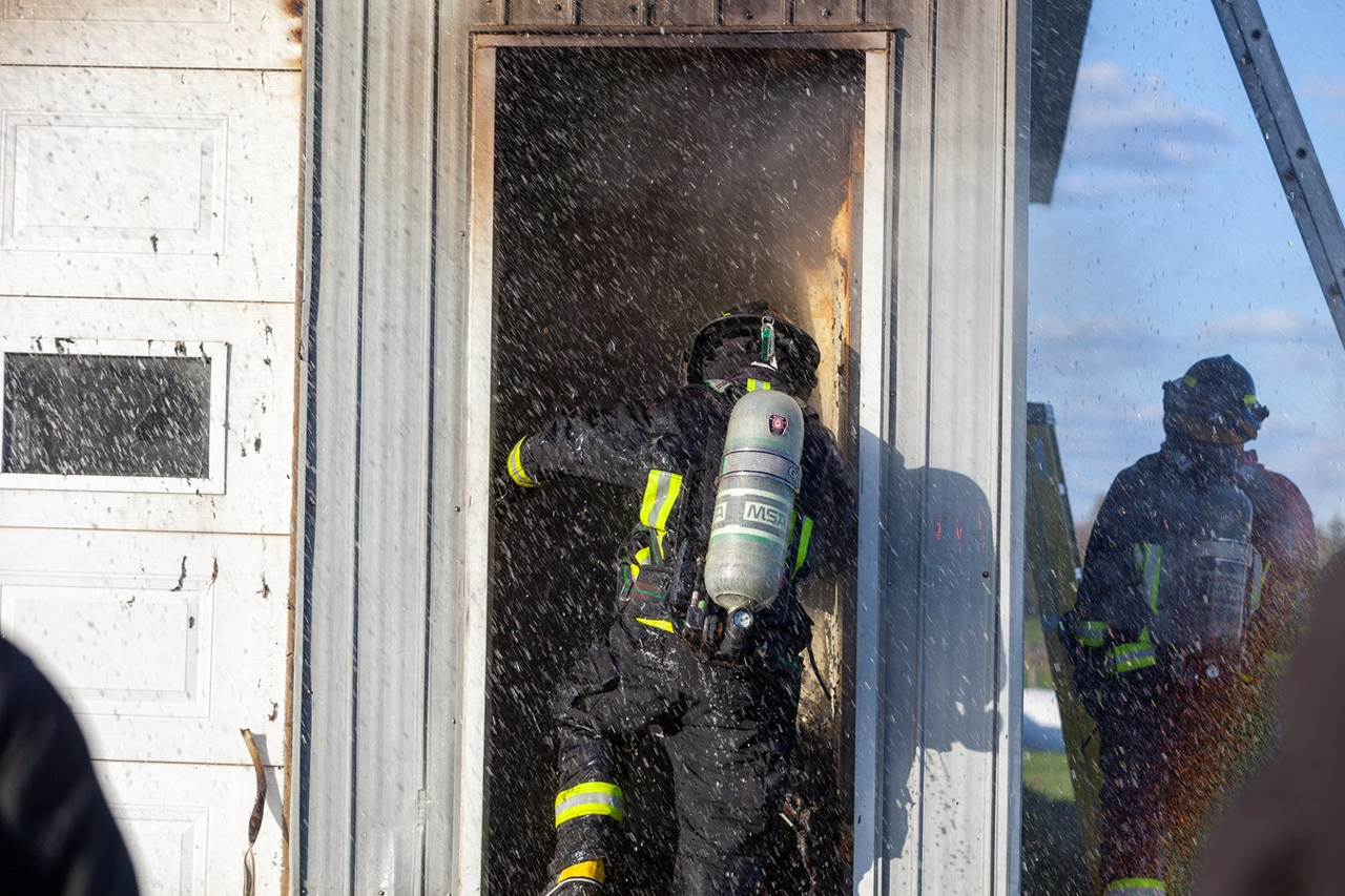 Feu de garage à Saint-Jules