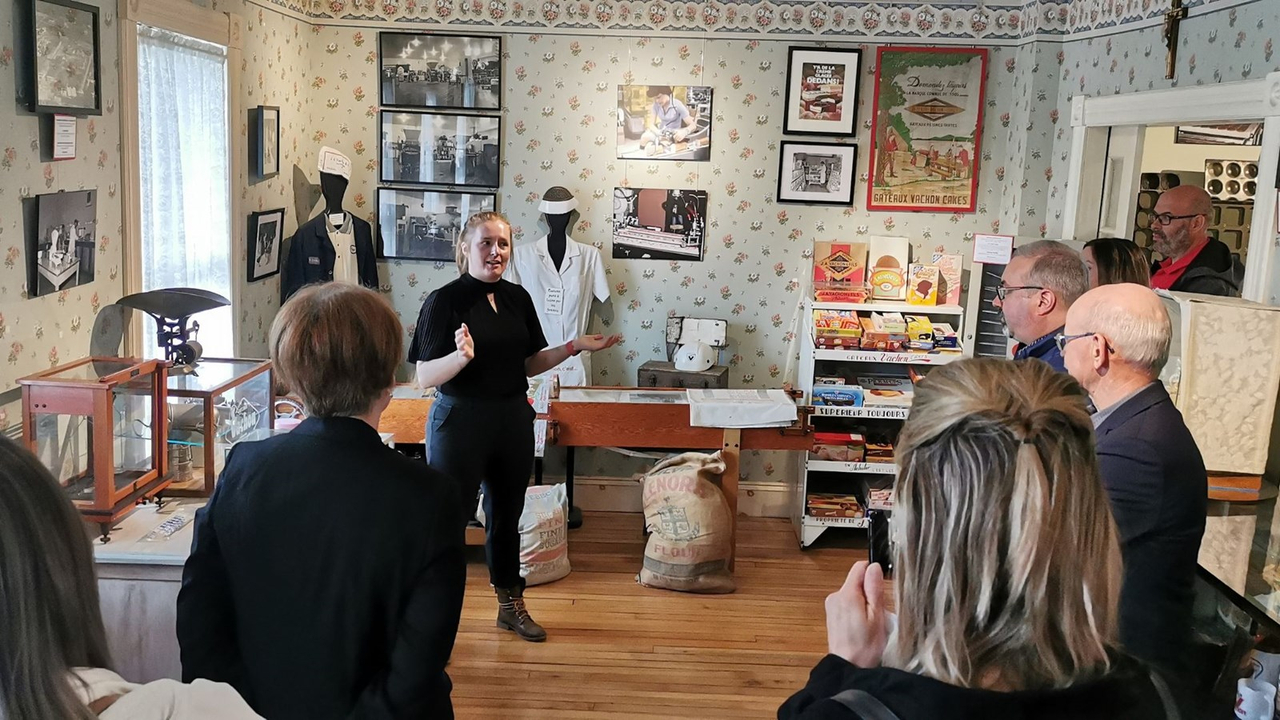 Une exposition revampée pour les 100 ans de la Boulangerie Vachon