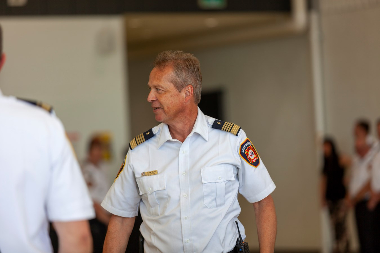 Sylvain Veilleux a rendu son uniforme de chef pompier