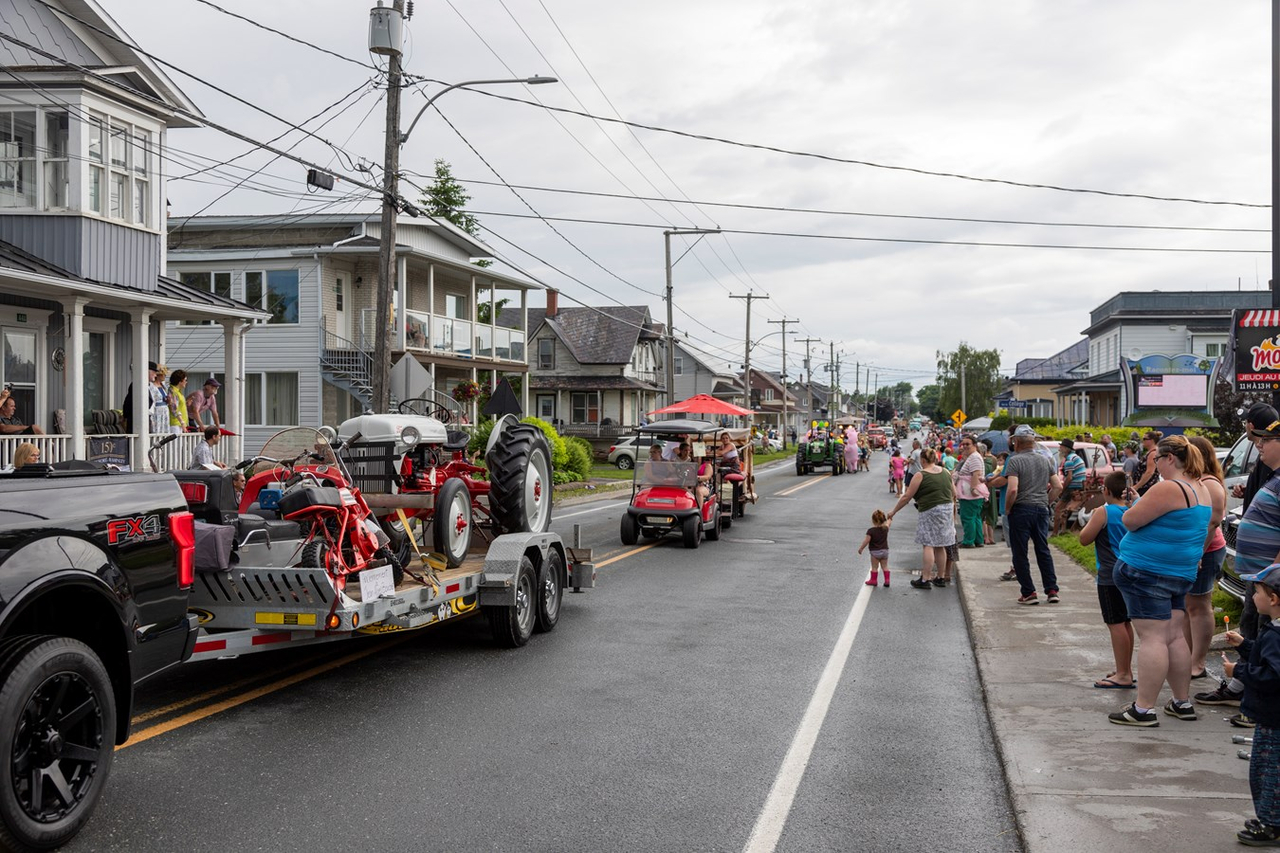La parade de Saint-Honoré-de-Shenley en photos et en vidéo