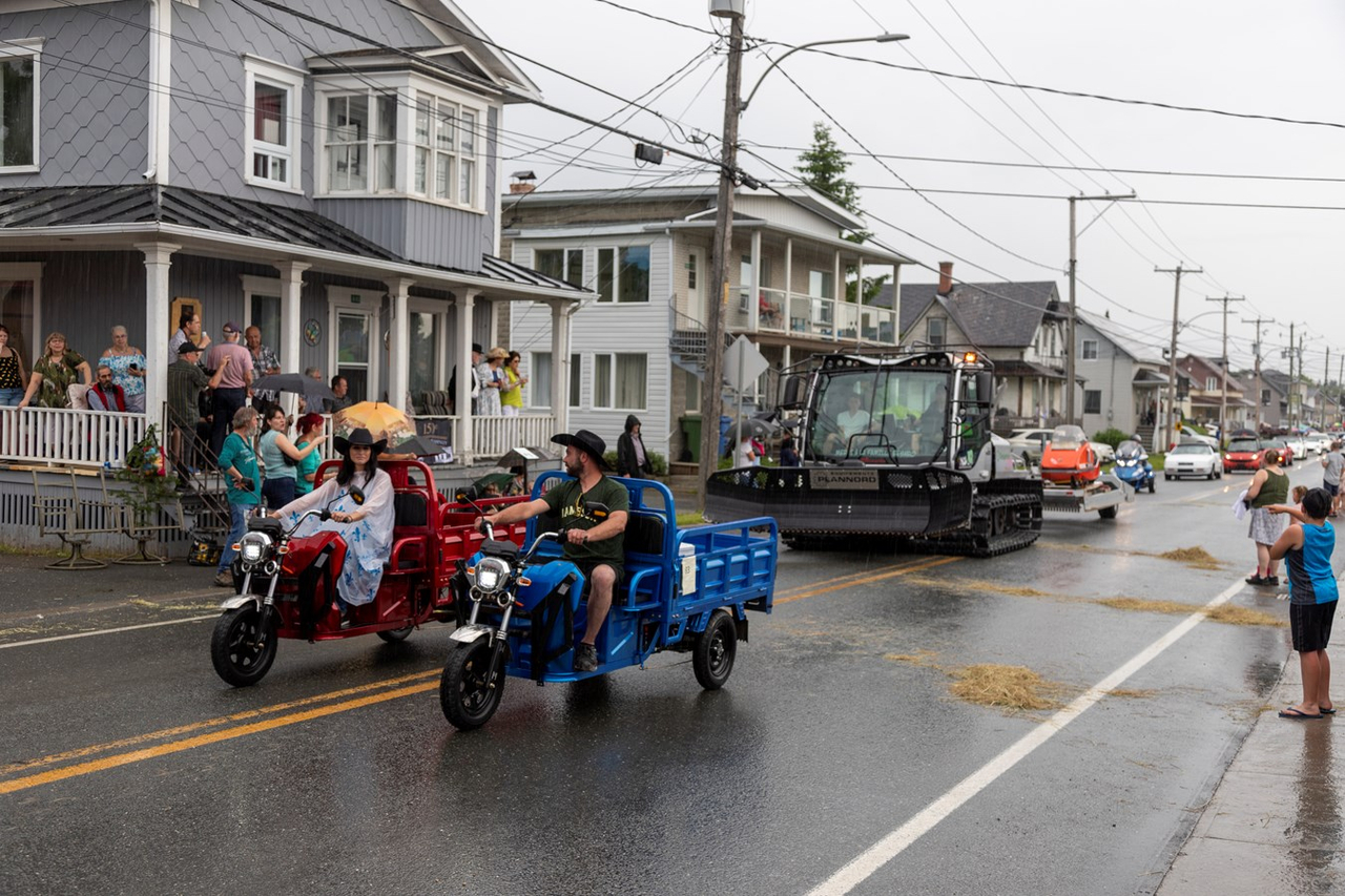 La parade de Saint-Honoré-de-Shenley en photos et en vidéo