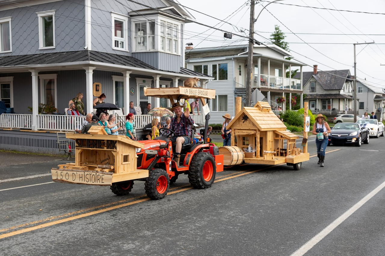 La parade de Saint-Honoré-de-Shenley en photos et en vidéo
