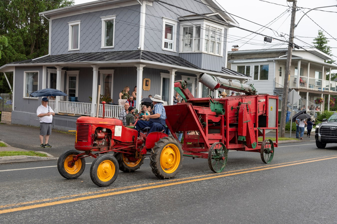 La parade de Saint-Honoré-de-Shenley en photos et en vidéo