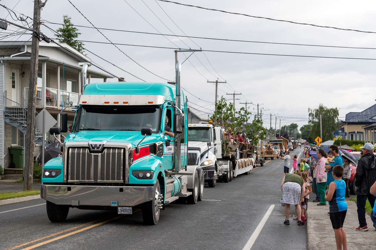 La parade de Saint-Honoré-de-Shenley en photos et en vidéo