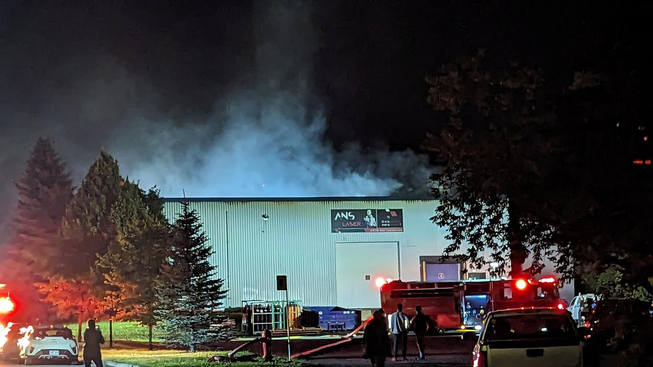 Important incendie dans le parc industriel de Saint-Georges