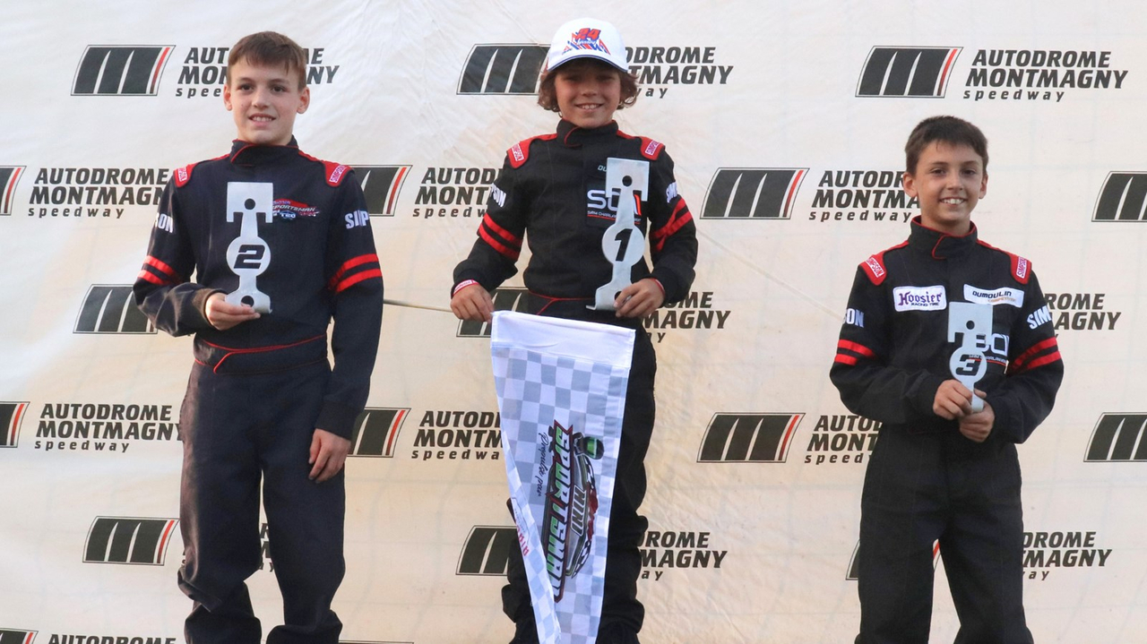 Le podium de la course développement avec Alexis Cliche au centre