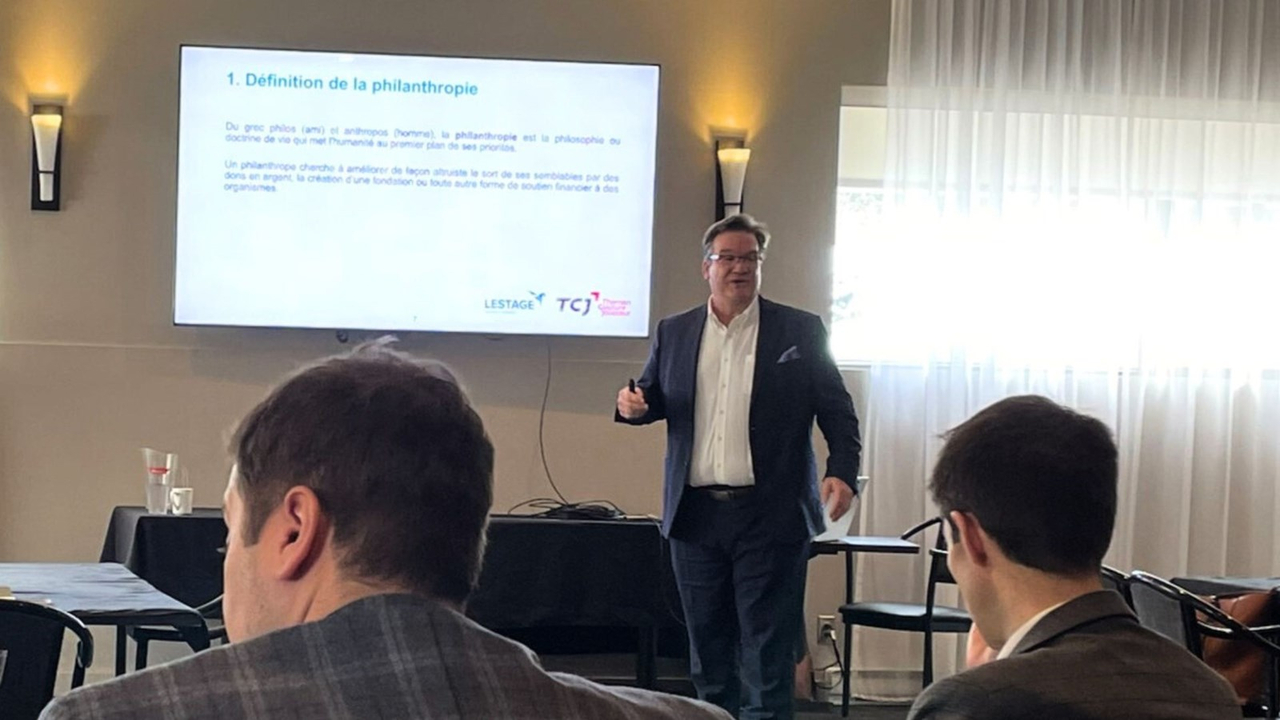 Claude Lestage, consultant senior en gestion philanthropique et expert-conseil en dons planifiés, a présenté et expliqué le fonctionnement du programme.