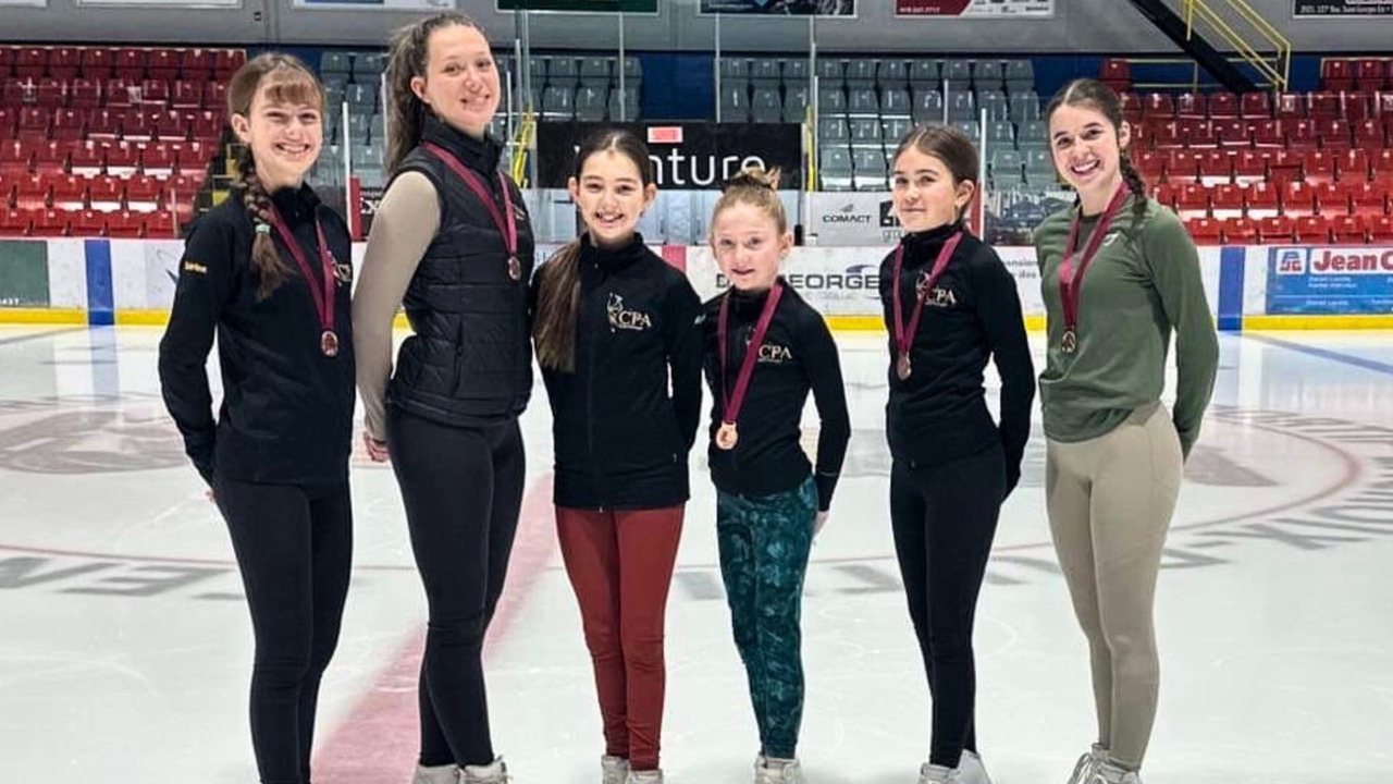 De gauche à droite, Sabrina Rodrigue, Noémie Groleau, Laurence Duquette, Ely-Rose Vallée, Laurence Cloutier et Sarah-Maude Bouchard.