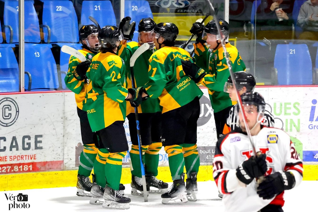 Les Condors l'emportent en prolongation contre Laval