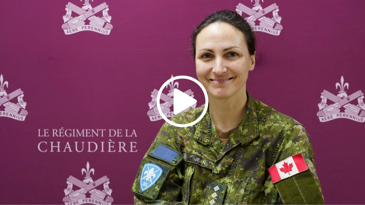 Capitaine Elaine Jean
