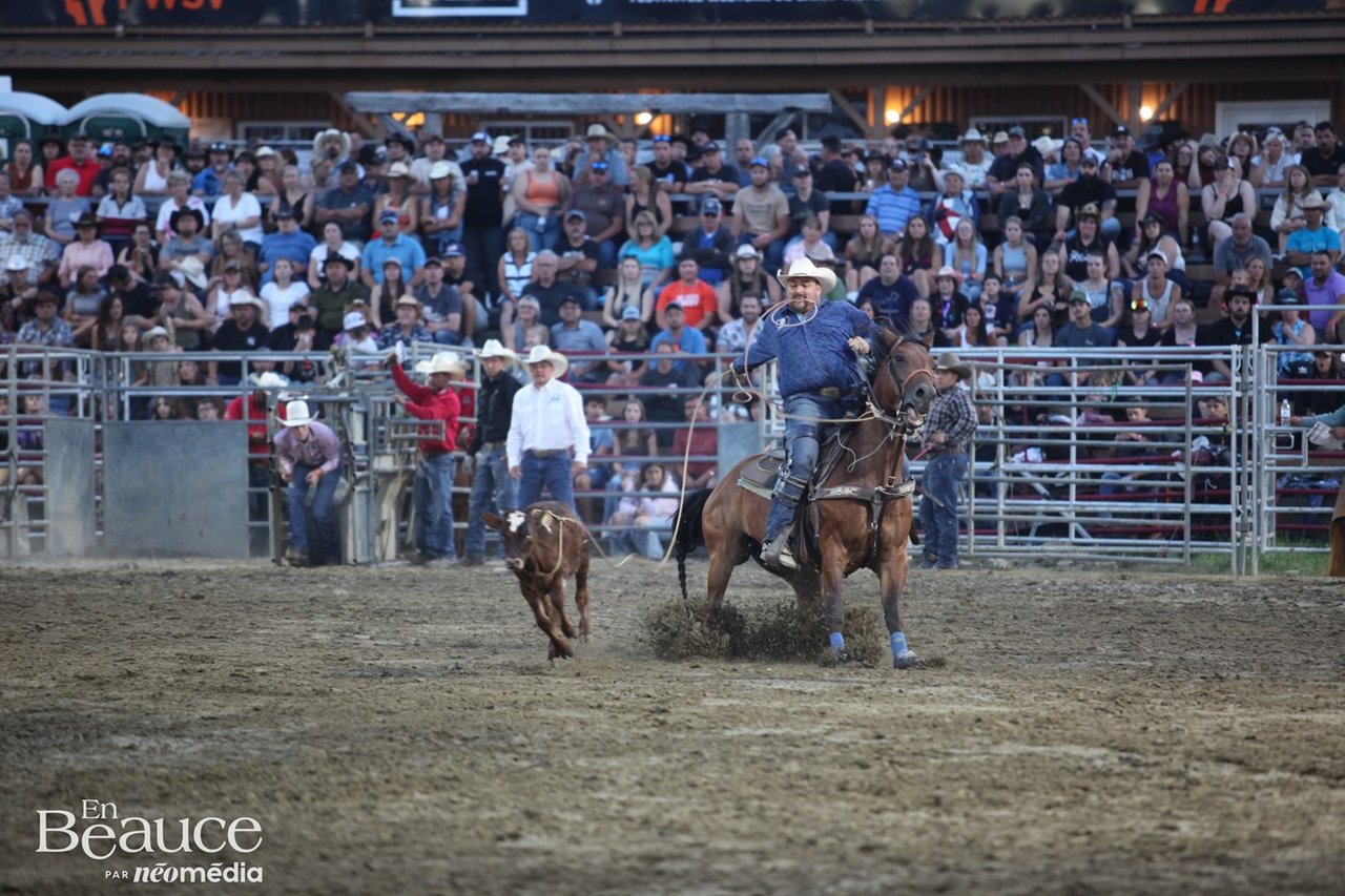 La folie western s'empare de Saint-Victor