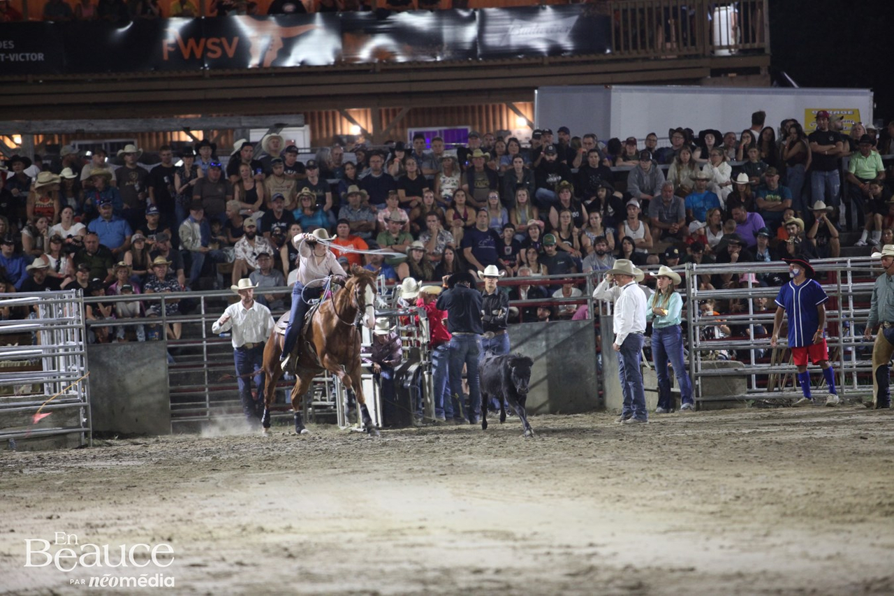 La folie western s'empare de Saint-Victor