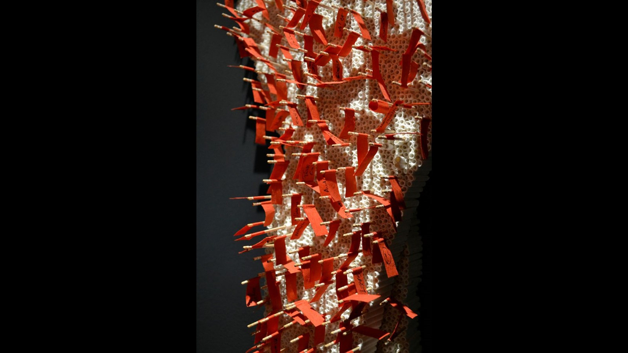 Suzanne FerlandL, Arme de destruction massive, 2020, papier roulé (détail)