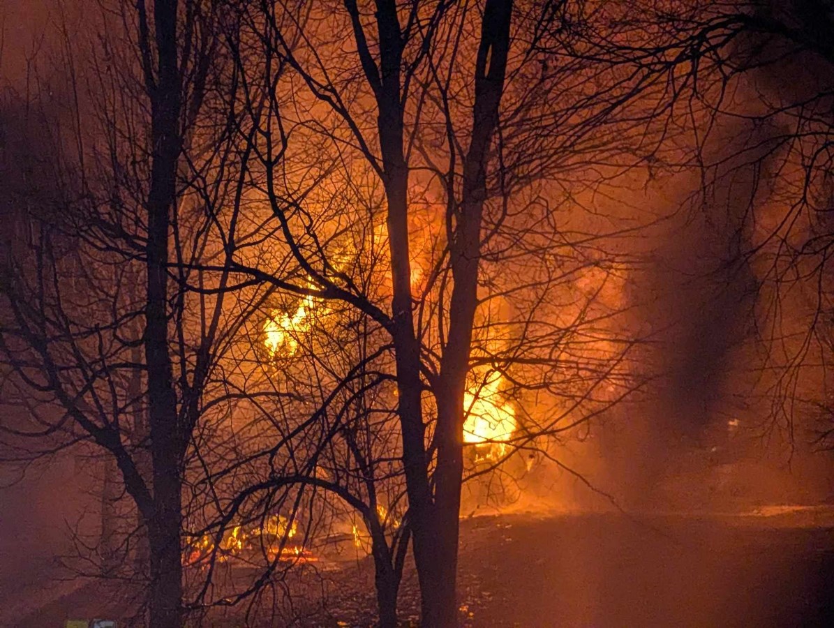 Un important incendie ravage une maison à Saint-Georges