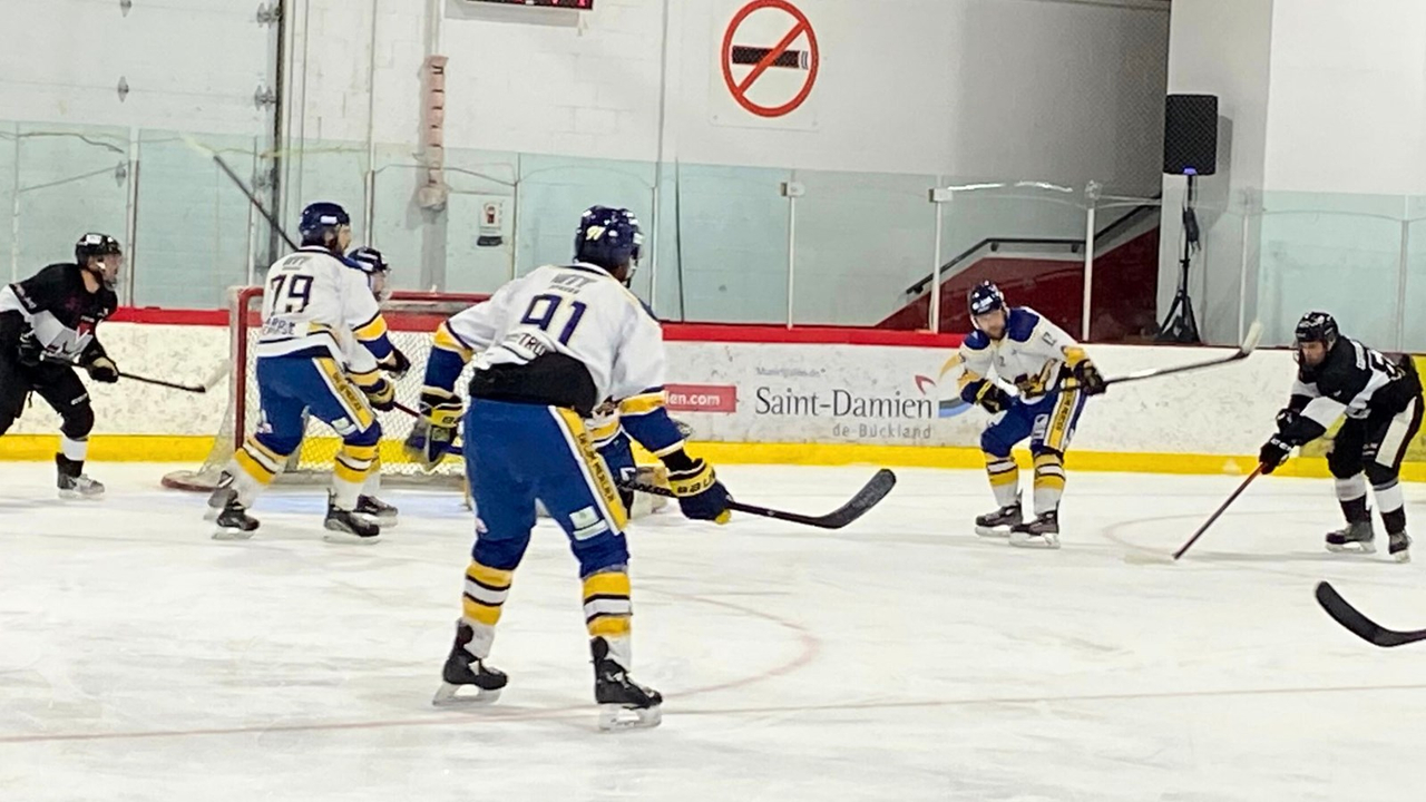 Place aux demi-finales dans la LHCS