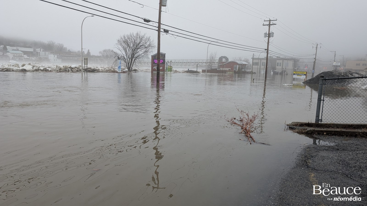 Beauceville se réveille les pieds dans l'eau