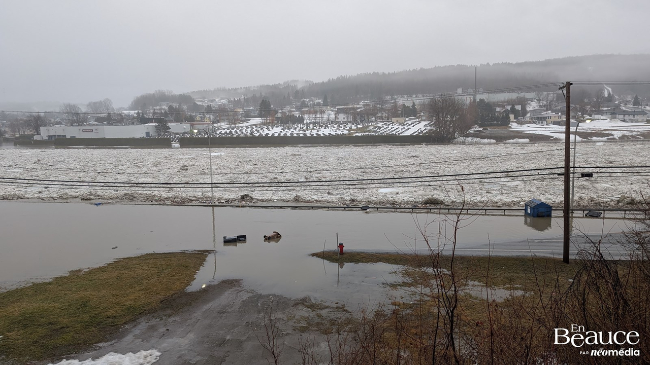 Beauceville se réveille les pieds dans l'eau