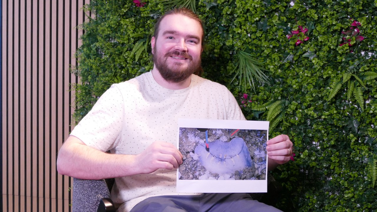 Elliot Poulin, jeune étudiant en ostéoarchéologie originaire de Saint-Prosper