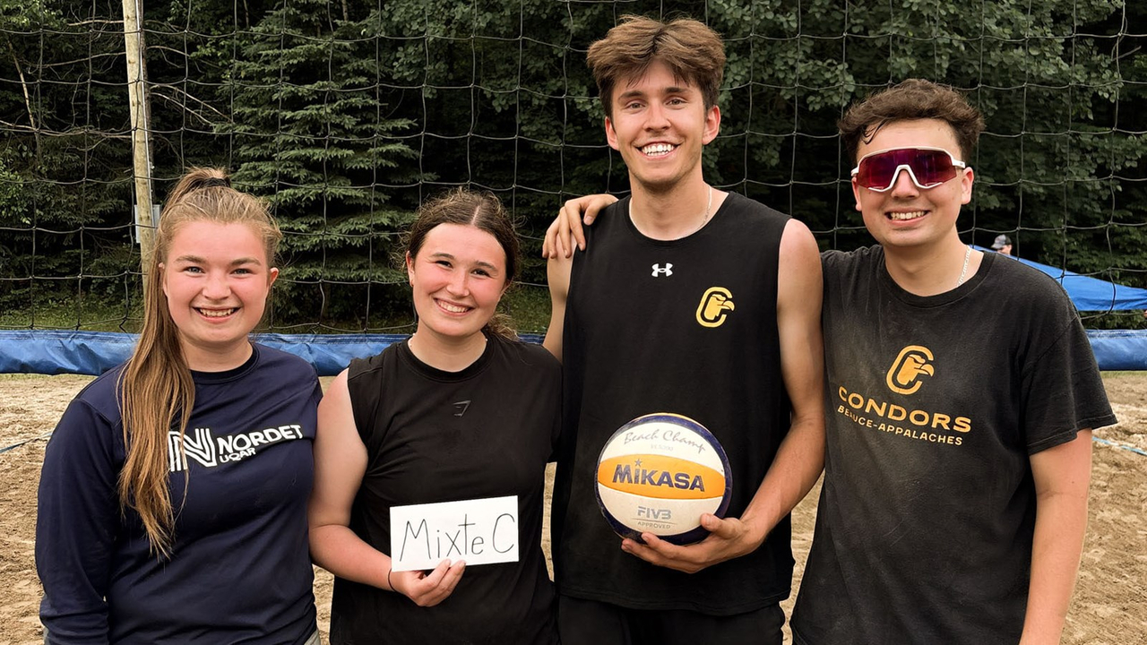 Justine Mathieu, Amélya Bilodeau, Joseph Lessard et Xavier Grenier (4x4 Mixte C )