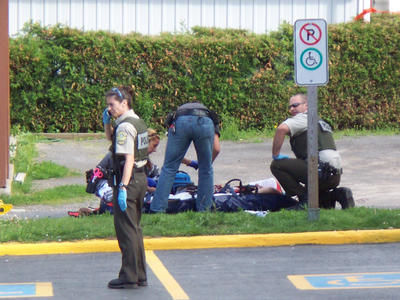 Un homme a été atteint d'un projectile à la jambe au terme d'une poursuite policière à St-Gabriel-de-Brandon dans Lanaudière, jeudi, en fin d'après-midi.1ER JUILLET 2010