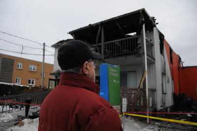 Des photos au lendemain de l'incendie la caserne de Rawdon le 29 d cembre 2010.