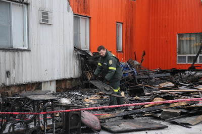 Des photos au lendemain de l'incendie la caserne de Rawdon le 29 d cembre 2010.