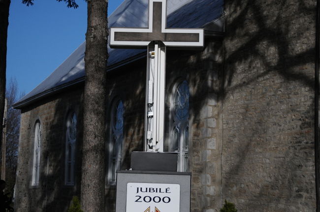 L’individu arrêté le 7 novembre pour avoir brisé des vitres à l’église de Sainte-Geneviève-de-Berthier a finalement été accusé.