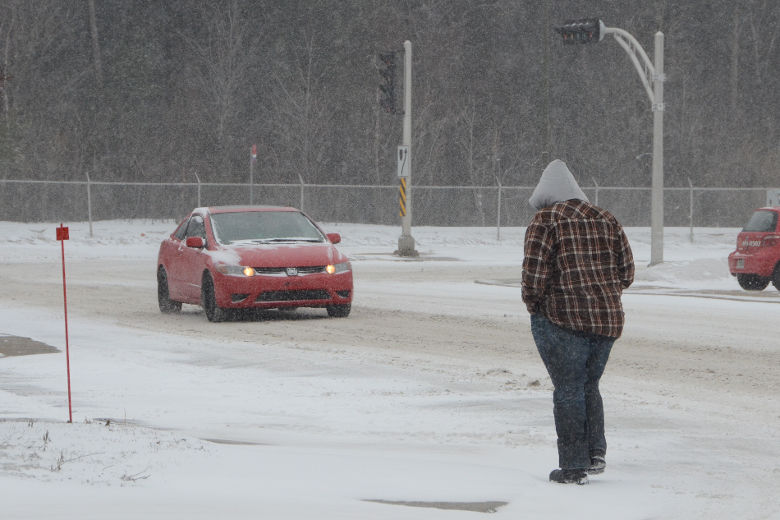 À Trois-Rivières, c'était le retour des capuchons, mais surtout à cause du froid.