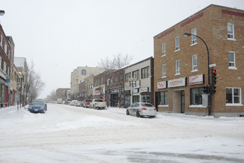 Pas de chute de neige ce matin à Rouyn-Noranda, mais il en reste au sol.